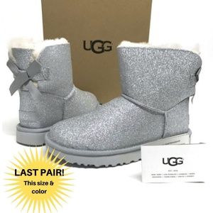 Brand new~ UGG Mini BAILEY Bow SPARKLE Boots SLVR 7